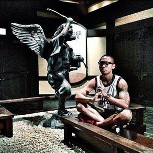 Meet your Posher, Lloyd